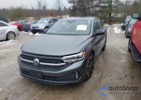 2024 Volkswagen Jetta 1.5T Sport z USA, uszkodzony, nr VIN 3VWBM7BU3RM039467